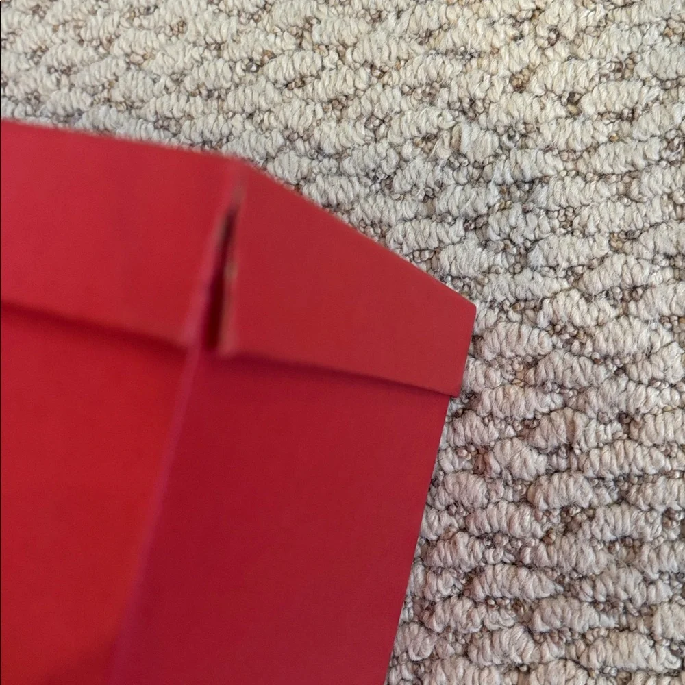 Starbucks Gold Glitter Tumbler with Red Straw (bonus card carrier) - Picture 3 of 7